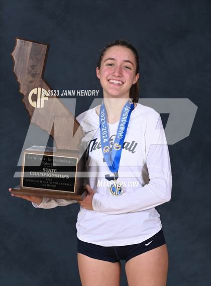 Thumbnail 2 in Campbell Hall vs. Sacred Heart Cathedral Preparatory (CIF State D2 Final Awards) photogallery.