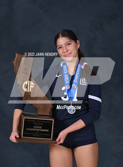 Thumbnail 3 in Campbell Hall vs. Sacred Heart Cathedral Preparatory (CIF State D2 Final Awards) photogallery.