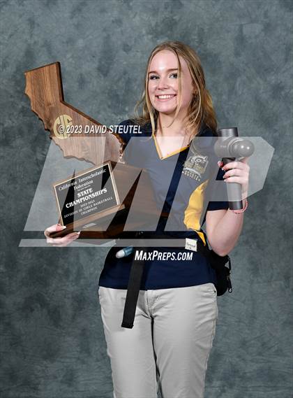 Thumbnail 2 in Los Osos (CIF State D3 Award Photos) photogallery.