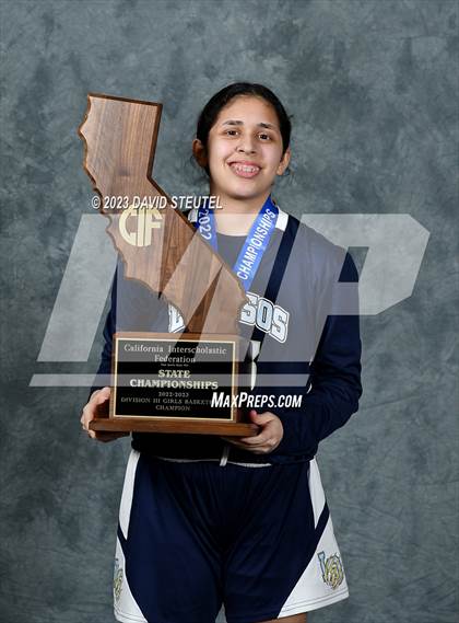 Thumbnail 3 in Los Osos (CIF State D3 Award Photos) photogallery.