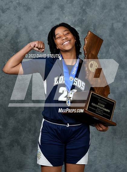 Thumbnail 1 in Los Osos (CIF State D3 Award Photos) photogallery.