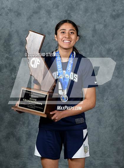 Thumbnail 3 in Los Osos (CIF State D3 Award Photos) photogallery.