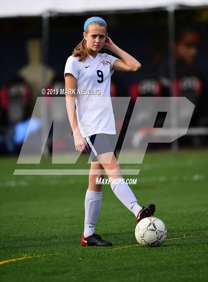 Thumbnail 1 in King's Academy @ Notre Dame photogallery.