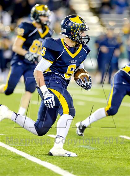 Thumbnail 3 in Granite Bay vs. Oak Ridge (CIF SJS D1 Final) photogallery.