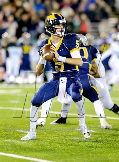 Thumbnail 1 in Granite Bay vs. Oak Ridge (CIF SJS D1 Final) photogallery.