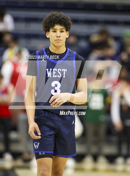 Thumbnail 2 in Olathe West vs Rock Bridge (Norm Stewart Classic) photogallery.