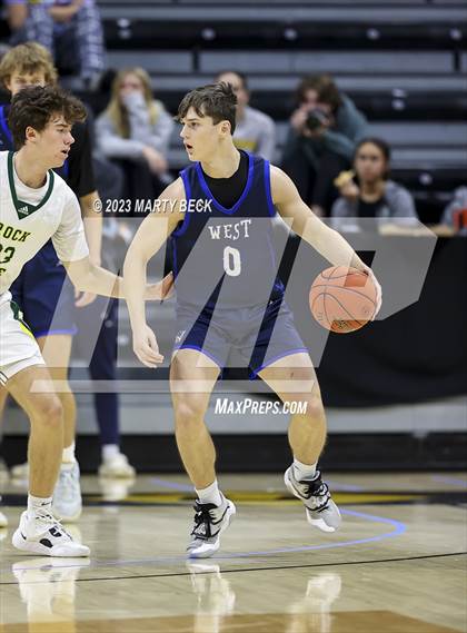 Thumbnail 3 in Olathe West vs Rock Bridge (Norm Stewart Classic) photogallery.