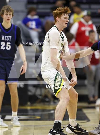 Thumbnail 1 in Olathe West vs Rock Bridge (Norm Stewart Classic) photogallery.