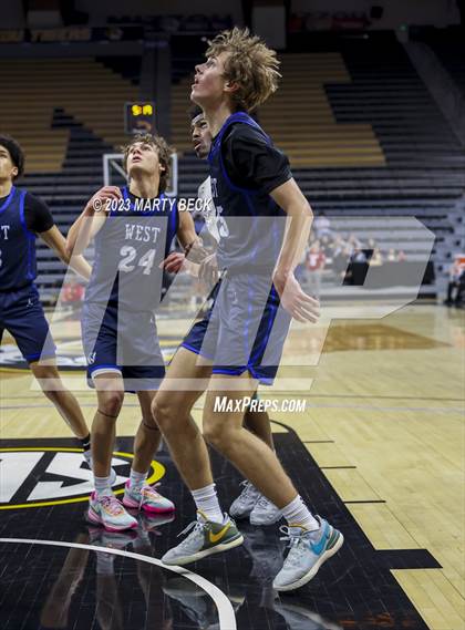 Thumbnail 1 in Olathe West vs Rock Bridge (Norm Stewart Classic) photogallery.