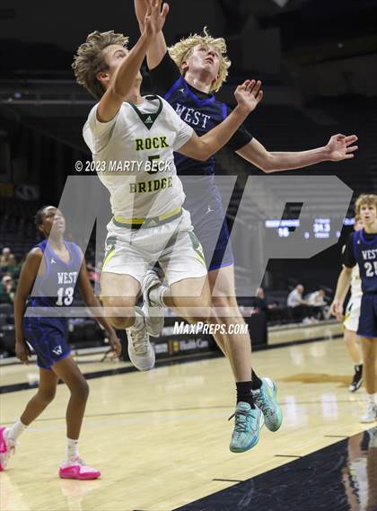 Thumbnail 2 in Olathe West vs Rock Bridge (Norm Stewart Classic) photogallery.