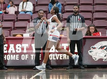 Thumbnail 2 in Lamar vs. Louisville photogallery.