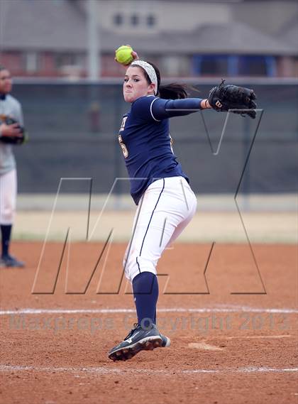Thumbnail 2 in Waxahachie vs McKinney (Forney-North Forney Invitational) photogallery.