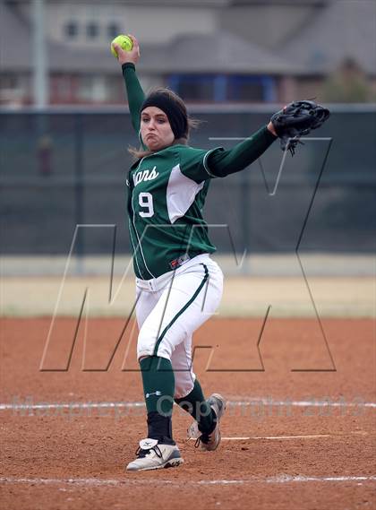 Thumbnail 2 in Waxahachie vs McKinney (Forney-North Forney Invitational) photogallery.