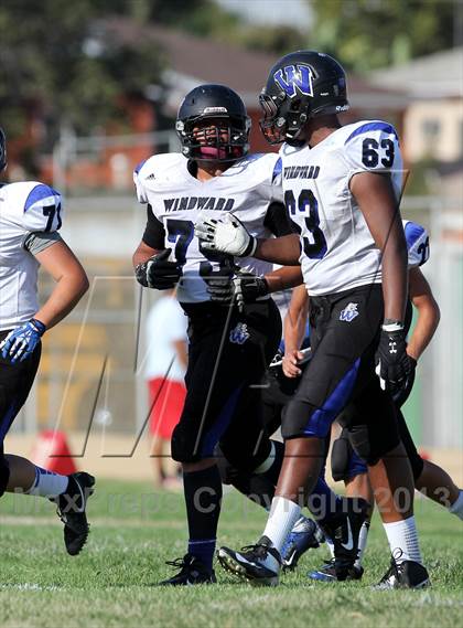 Thumbnail 2 in Windward vs. Hamilton photogallery.