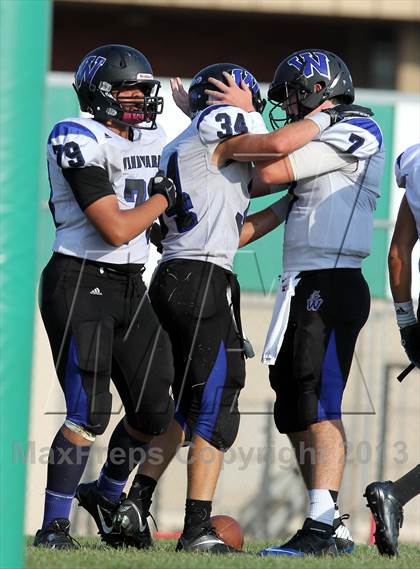 Thumbnail 3 in Windward vs. Hamilton photogallery.