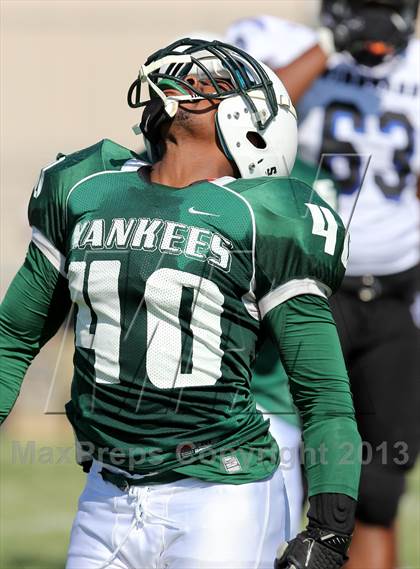 Thumbnail 2 in Windward vs. Hamilton photogallery.