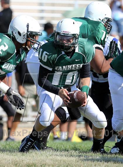 Thumbnail 2 in Windward vs. Hamilton photogallery.