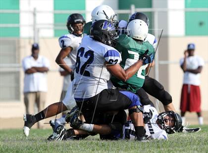 Thumbnail 3 in Windward vs. Hamilton photogallery.