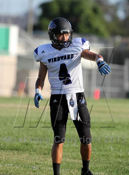 Thumbnail 1 in Windward vs. Hamilton photogallery.