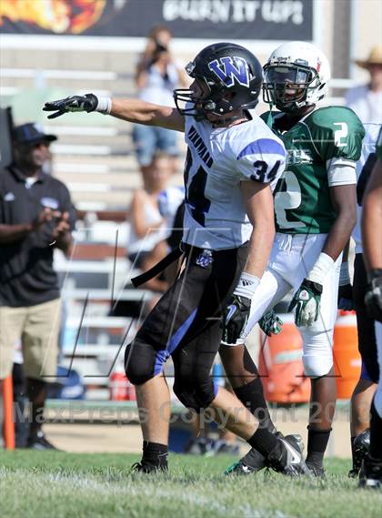 Thumbnail 1 in Windward vs. Hamilton photogallery.