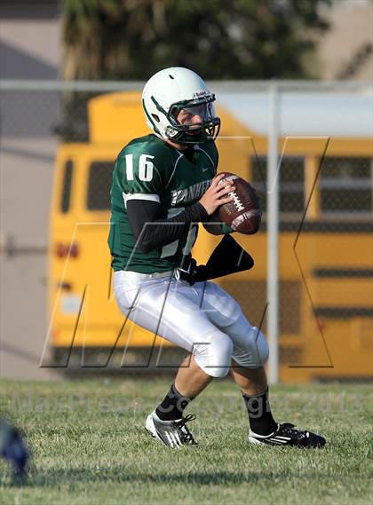 Thumbnail 2 in Windward vs. Hamilton photogallery.