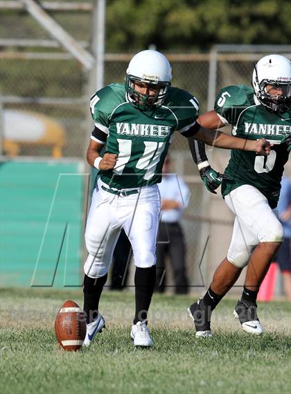 Thumbnail 3 in Windward vs. Hamilton photogallery.