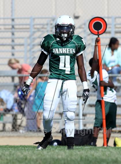 Thumbnail 1 in Windward vs. Hamilton photogallery.