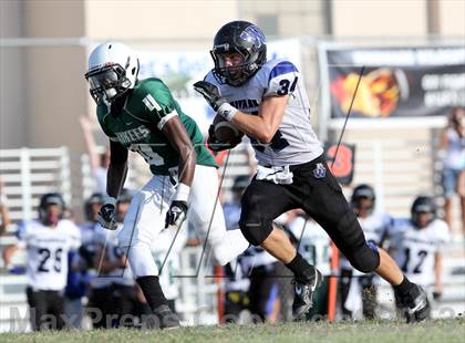 Thumbnail 2 in Windward vs. Hamilton photogallery.