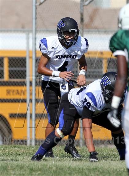 Thumbnail 1 in Windward vs. Hamilton photogallery.
