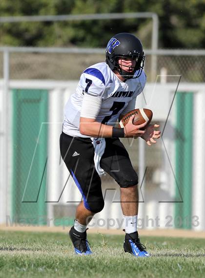 Thumbnail 2 in Windward vs. Hamilton photogallery.