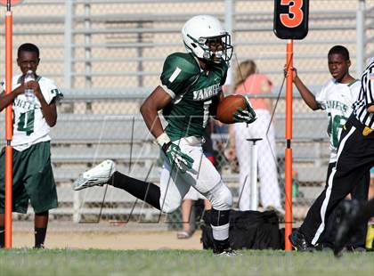 Thumbnail 1 in Windward vs. Hamilton photogallery.