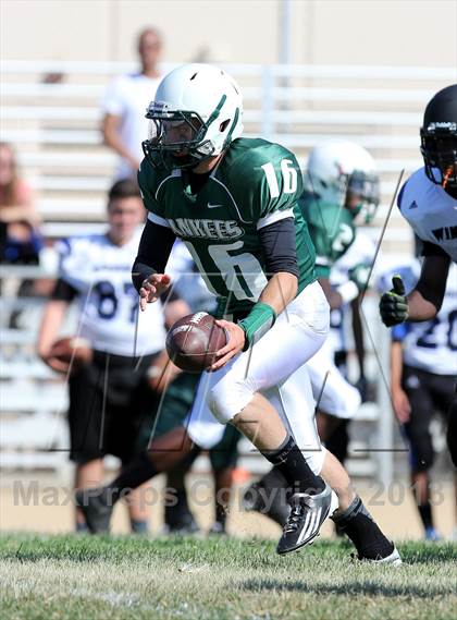 Thumbnail 3 in Windward vs. Hamilton photogallery.