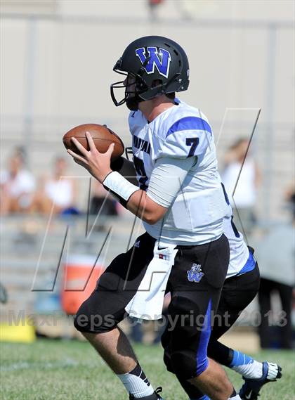 Thumbnail 2 in Windward vs. Hamilton photogallery.