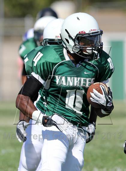 Thumbnail 1 in Windward vs. Hamilton photogallery.