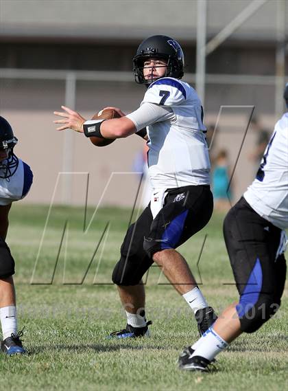 Thumbnail 3 in Windward vs. Hamilton photogallery.