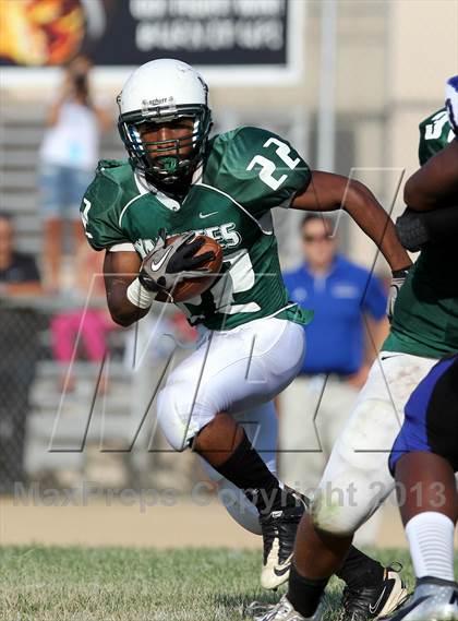 Thumbnail 1 in Windward vs. Hamilton photogallery.