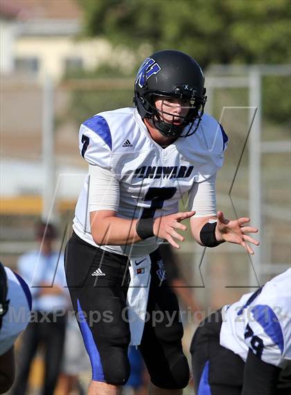 Thumbnail 3 in Windward vs. Hamilton photogallery.