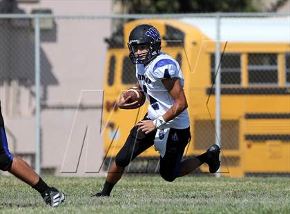 Thumbnail 2 in Windward vs. Hamilton photogallery.