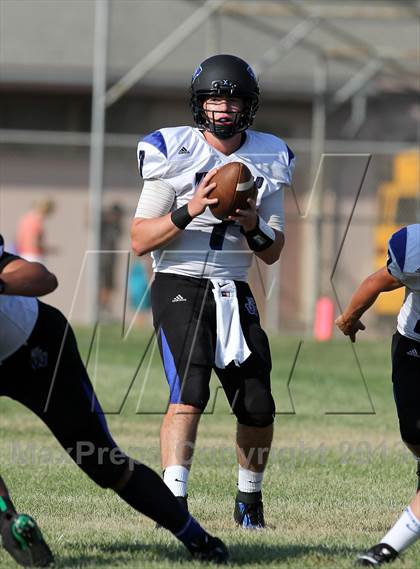 Thumbnail 3 in Windward vs. Hamilton photogallery.