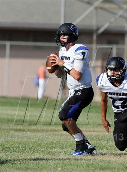 Thumbnail 2 in Windward vs. Hamilton photogallery.
