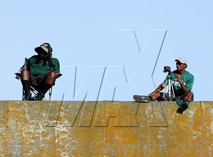 Thumbnail 1 in Windward vs. Hamilton photogallery.
