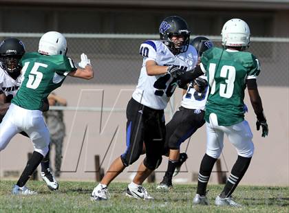 Thumbnail 2 in Windward vs. Hamilton photogallery.