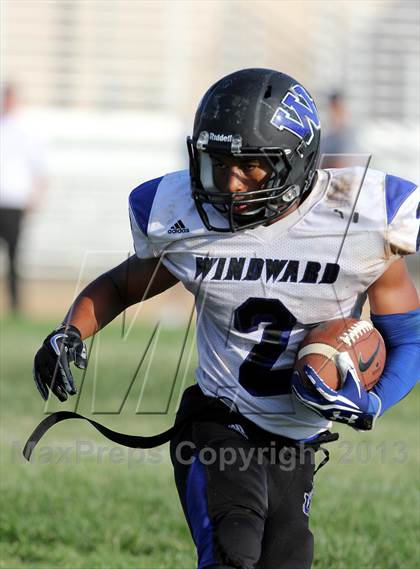 Thumbnail 2 in Windward vs. Hamilton photogallery.