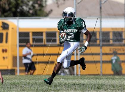 Thumbnail 3 in Windward vs. Hamilton photogallery.