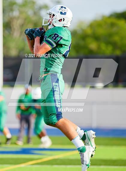 Thumbnail 3 in Hernando vs. Sumner (Kickoff Classic) photogallery.