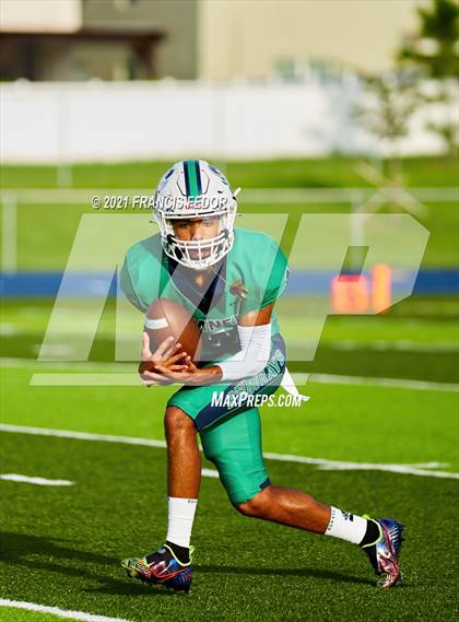 Thumbnail 2 in Hernando vs. Sumner (Kickoff Classic) photogallery.