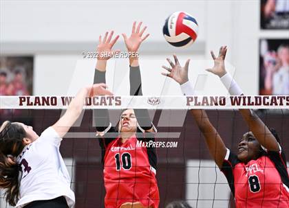 Thumbnail 1 in Coppell @ Plano photogallery.