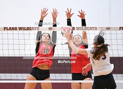 Thumbnail 2 in Coppell @ Plano photogallery.
