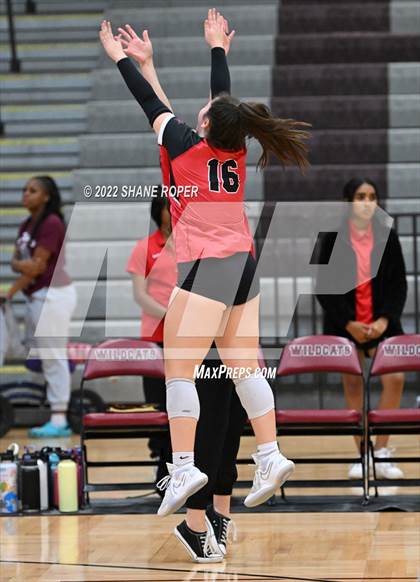 Thumbnail 3 in Coppell @ Plano photogallery.