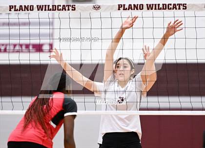 Thumbnail 1 in Coppell @ Plano photogallery.